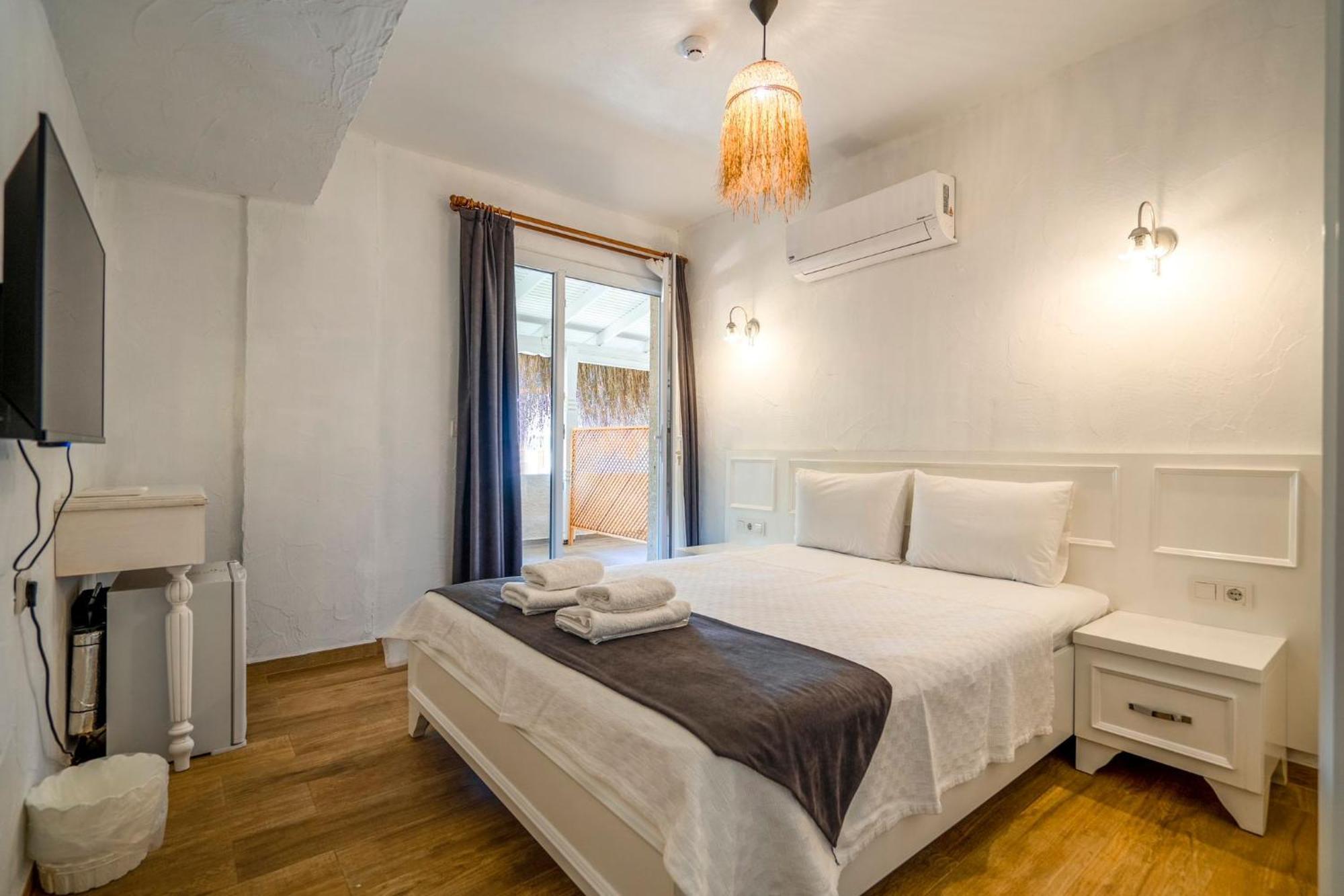Londia Otel Alaçatı Eksteriør billede